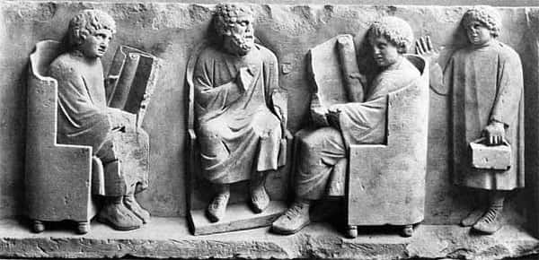 Escultura, Alunos, Educação na Roma Antiga